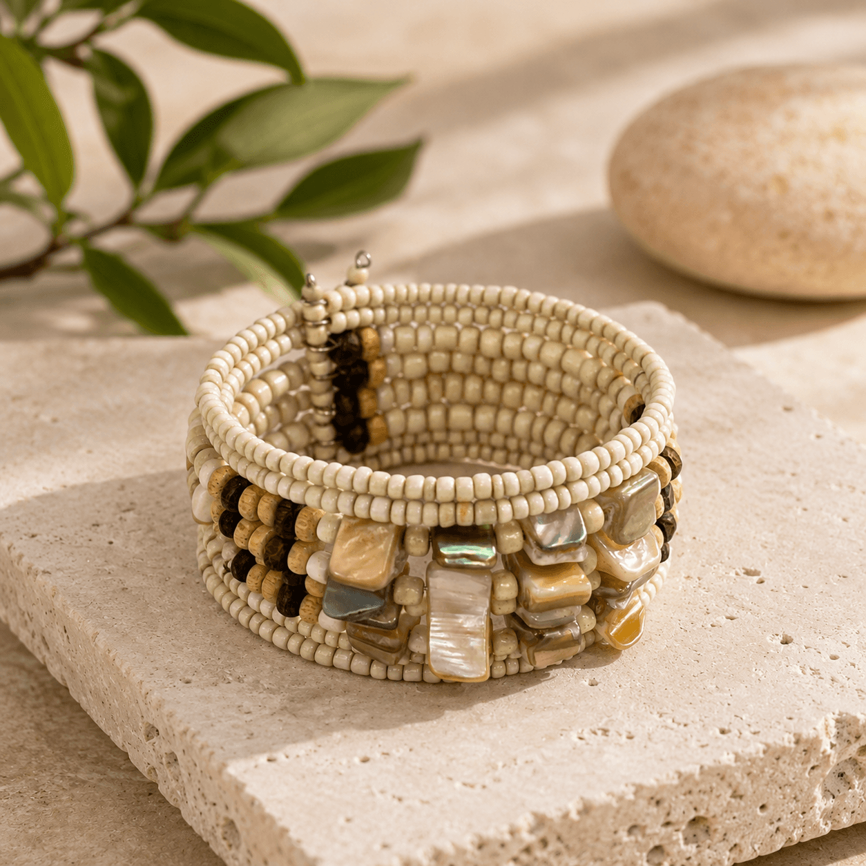 Cuff Bangle 1.654 (Ivory Shell)