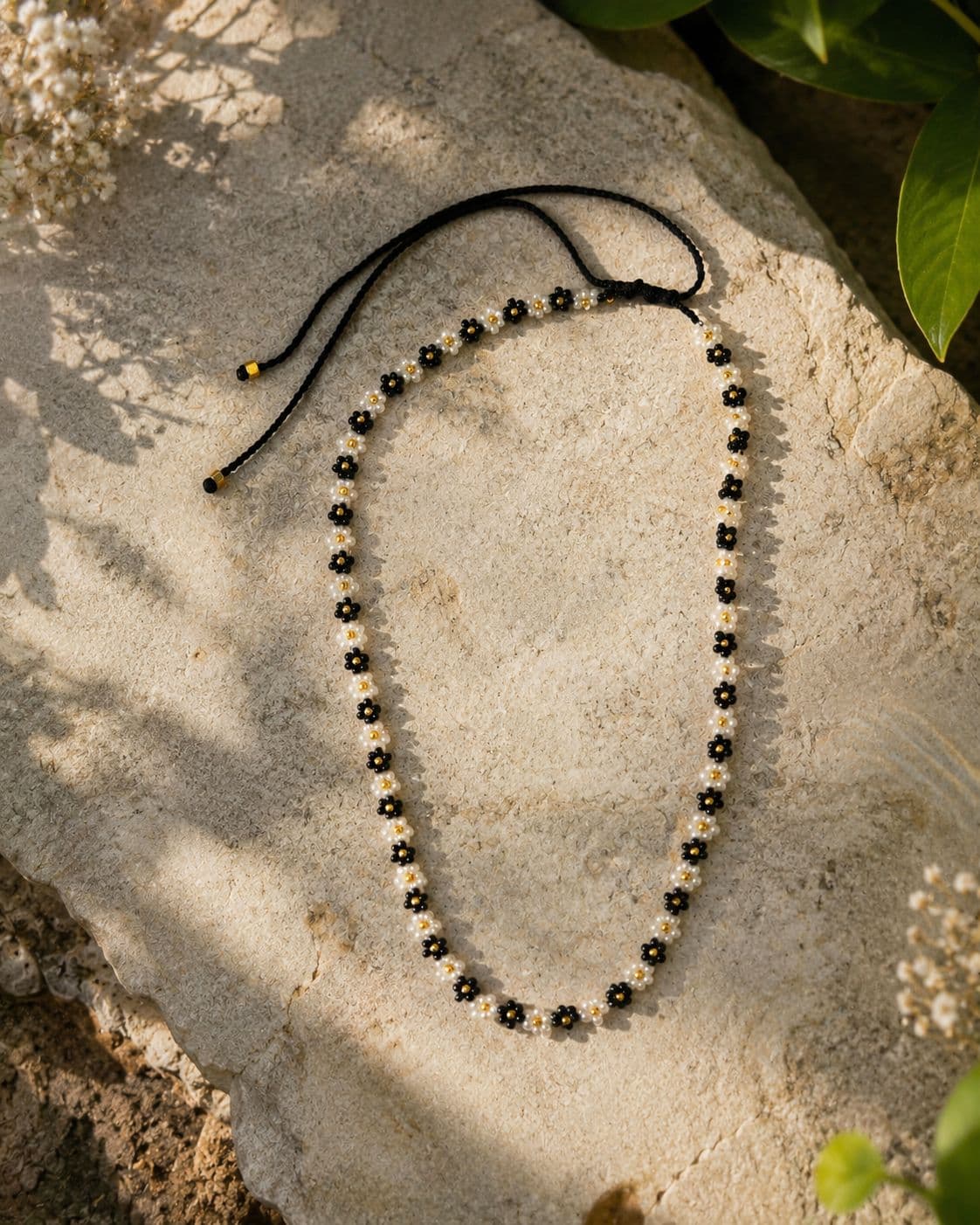 Daisy Bead Necklace
