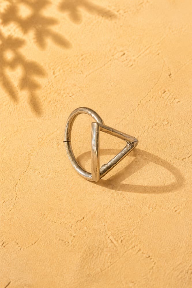 Open Triangle Ring