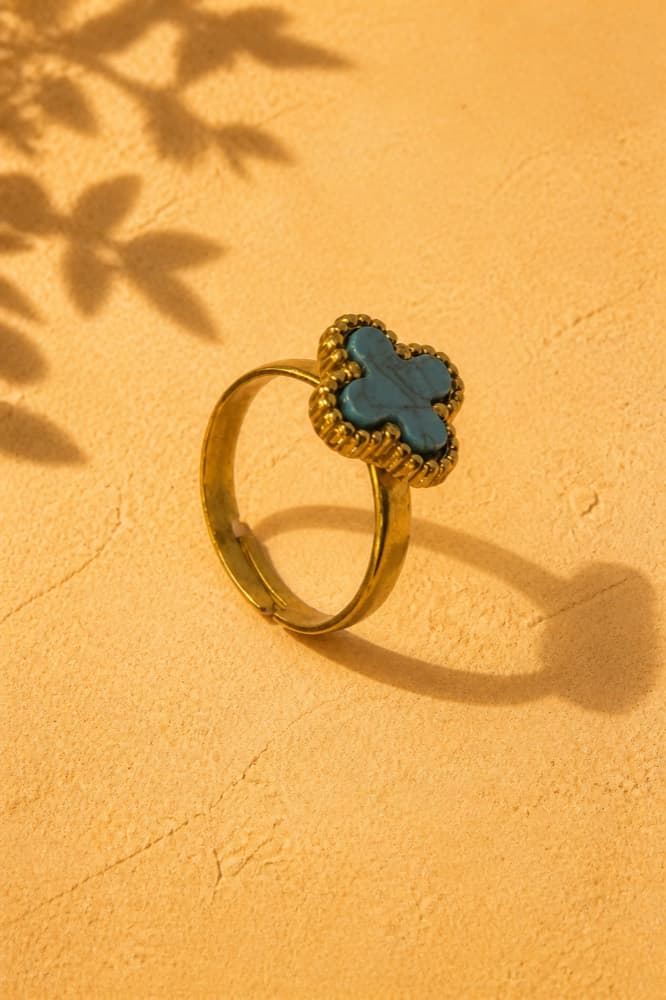 Clover Stone Ring