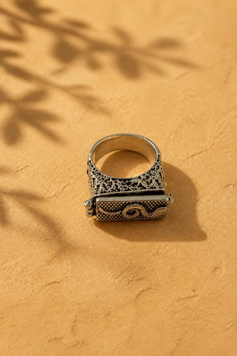 Two-Tone Snake Locket Box Ring